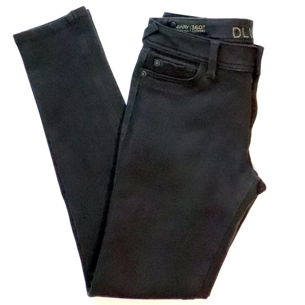 Mid rise "Amanda skinny" jeans in color "Carbon"
